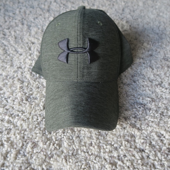 under armour army hat
